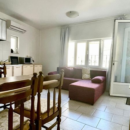 Apartmani Mauro Sa Terasom Crikvenica Kültér fotó