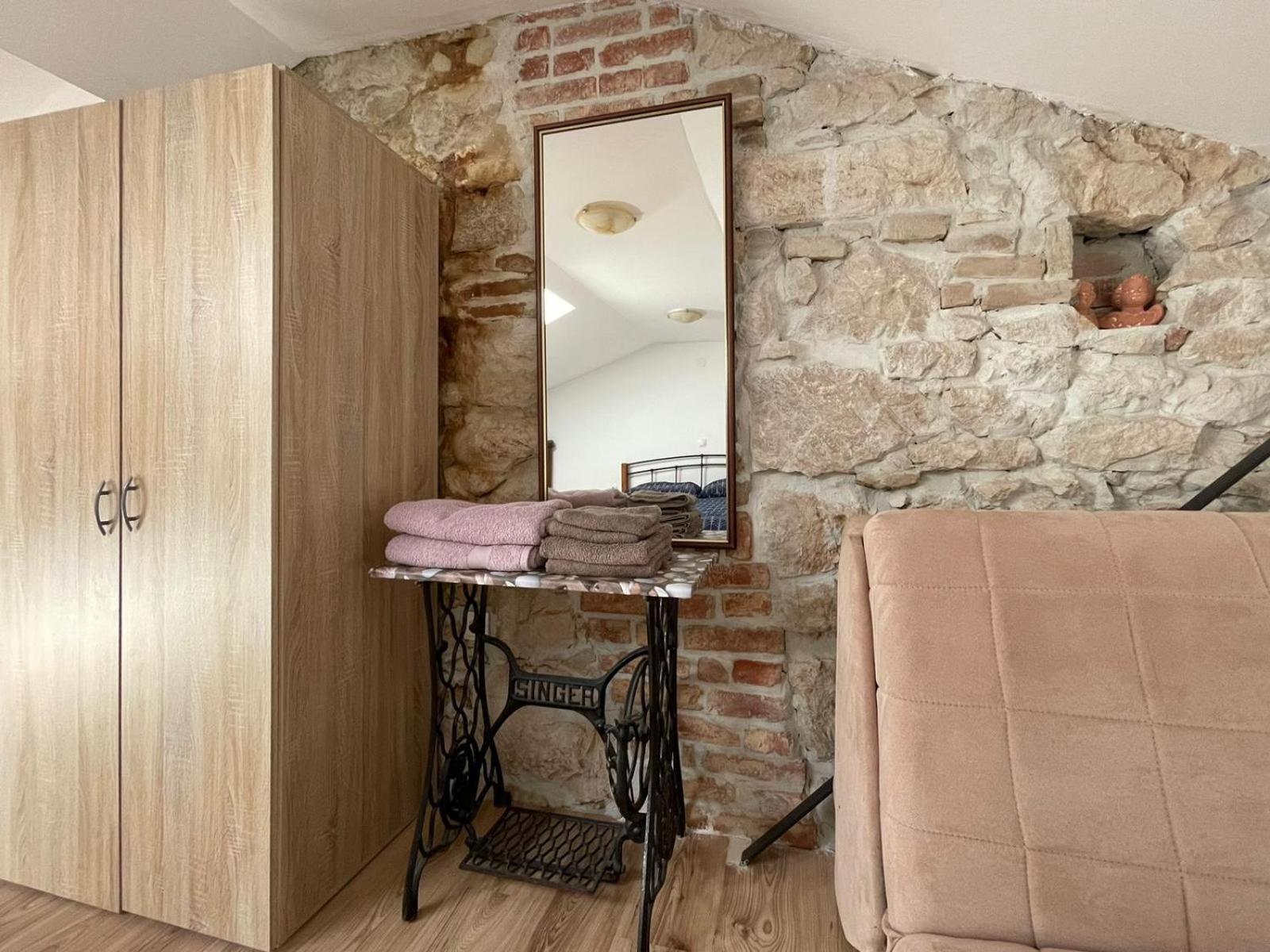 Apartmani Mauro Sa Terasom Crikvenica Kültér fotó